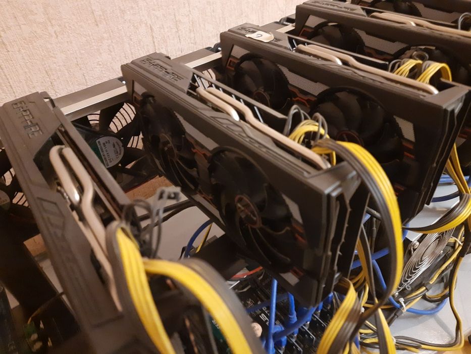 Майнинг ферма на 8 видеокарт, продажа без карт