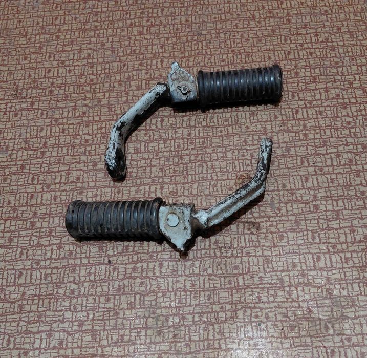 ///Подножки иж ///