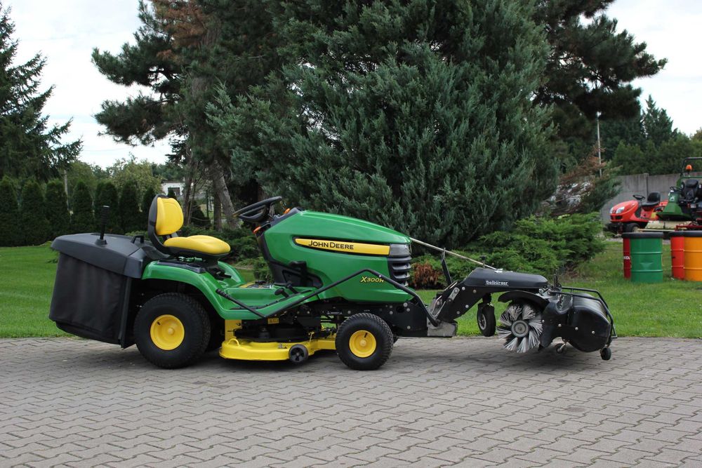 John deere X300R x 300 r Kawasaki V2 Zamiatarka  TRAKTOREK Kosiarka