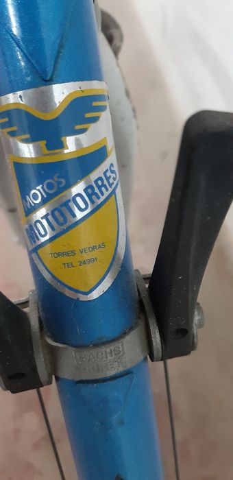 Bicicleta de estrada marca esmaltina em muito bom estado bonita