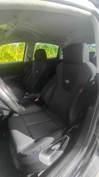 SEAT Leon FR 2.0 TDI 170cv – 2006 – Nacional – Selo Antigo