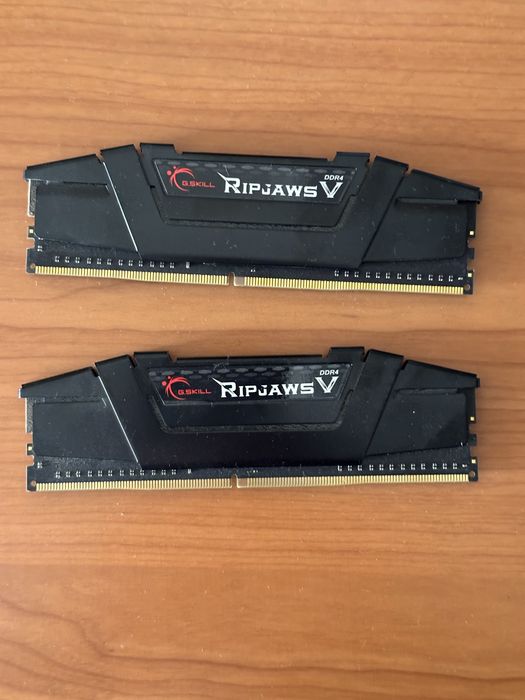 Оперативна памʼять 16 gb. DDR4 2x8GB/3200 G.Skill Ripjaws V