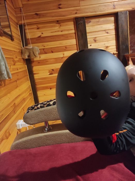 Шлем для катання самокатів і велосипедів