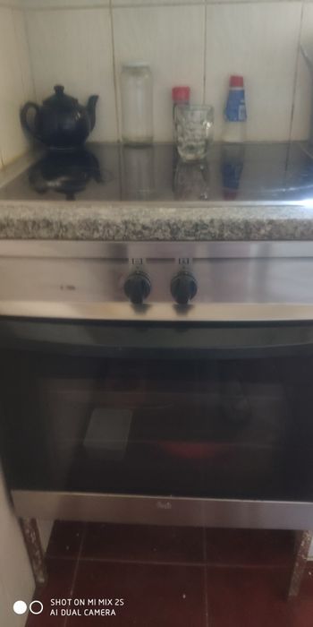 Forno da Teka em muito bom estado.
