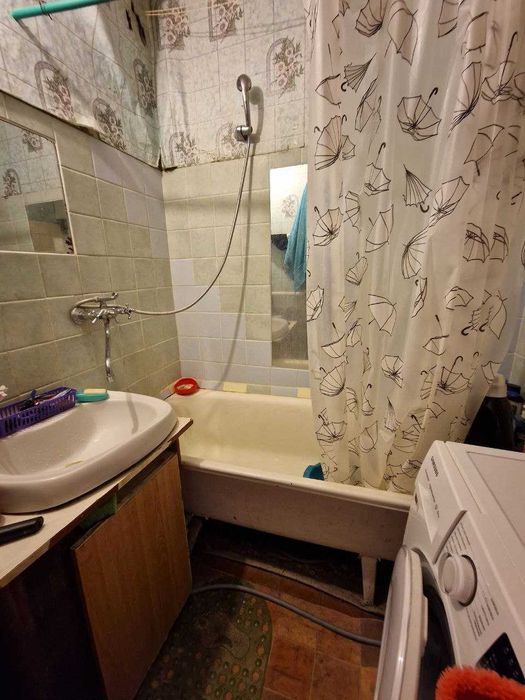 5 кімнатна квартира, район Березовий гай