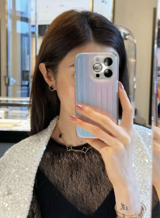 Чехол rimowa iphone 15 pro 14 pro max gradient