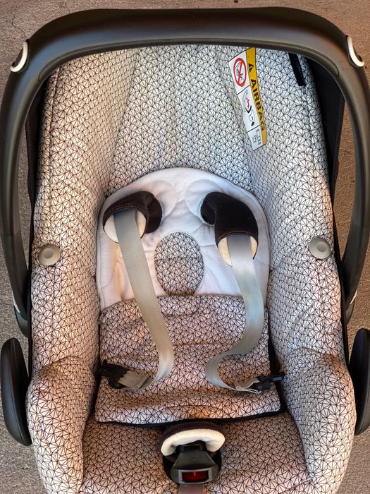 Carrinho Lola dá bebé comfort + babycoque