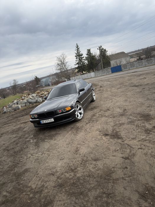 Бмв е38 4.4 рестайлинг