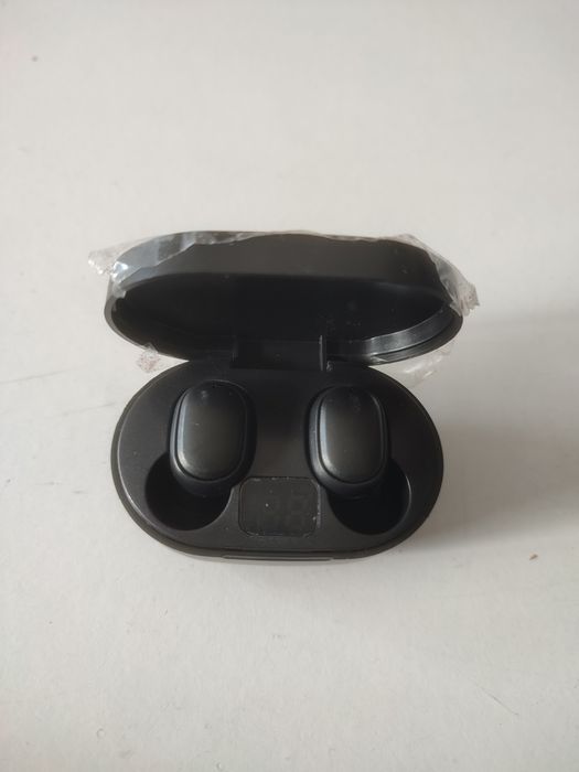 Fones sem fio + borrachas