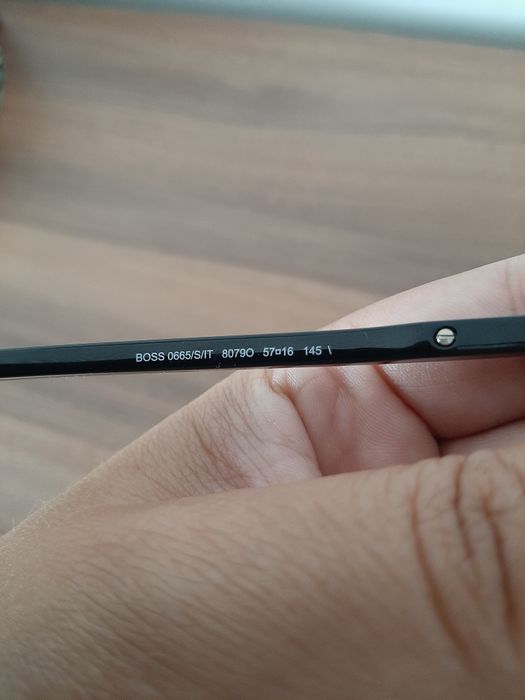 Okulary przeciwsłoneczne Hugo Boss. Nowe.