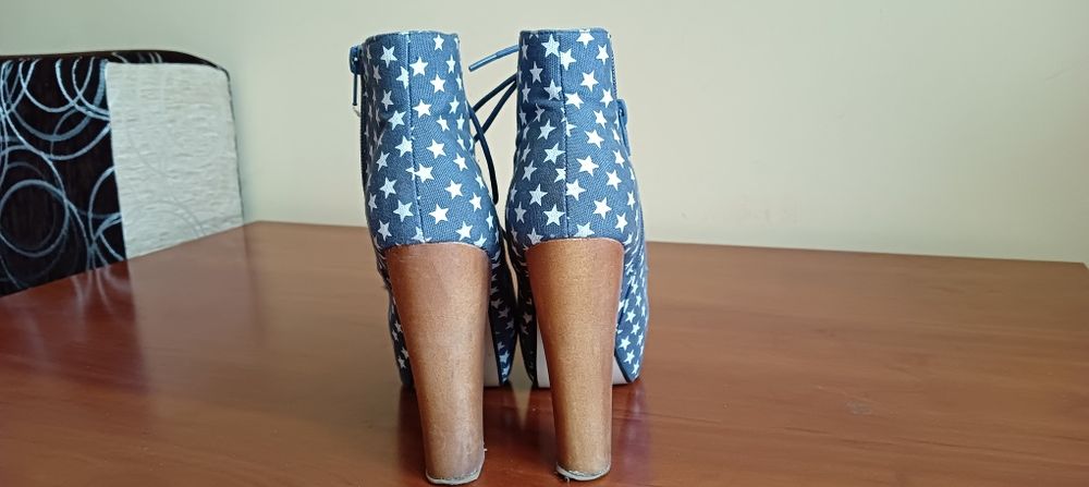 Lity, botki na platformie 37