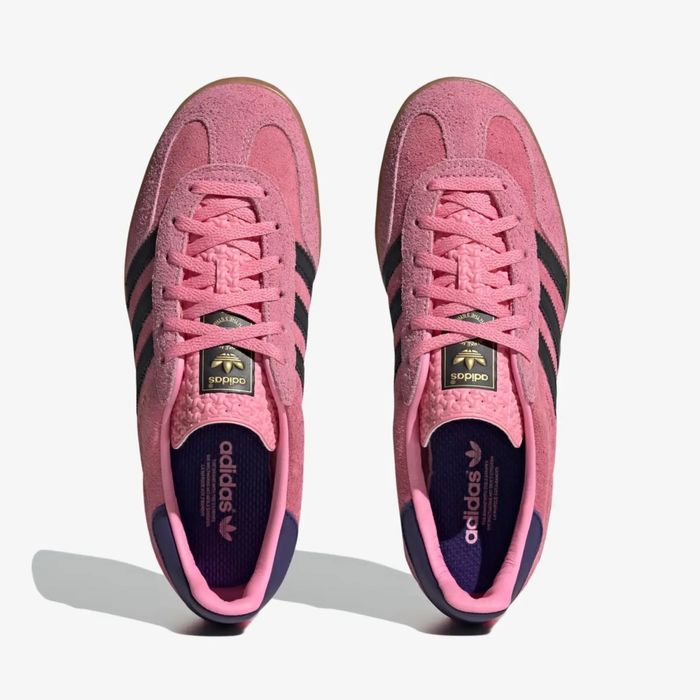 Женские кроссовки ADIDAS