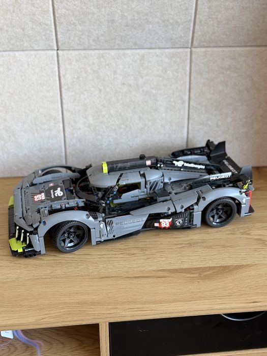 LEGO Technic 42156 Peugeot 9X8 Le Mans