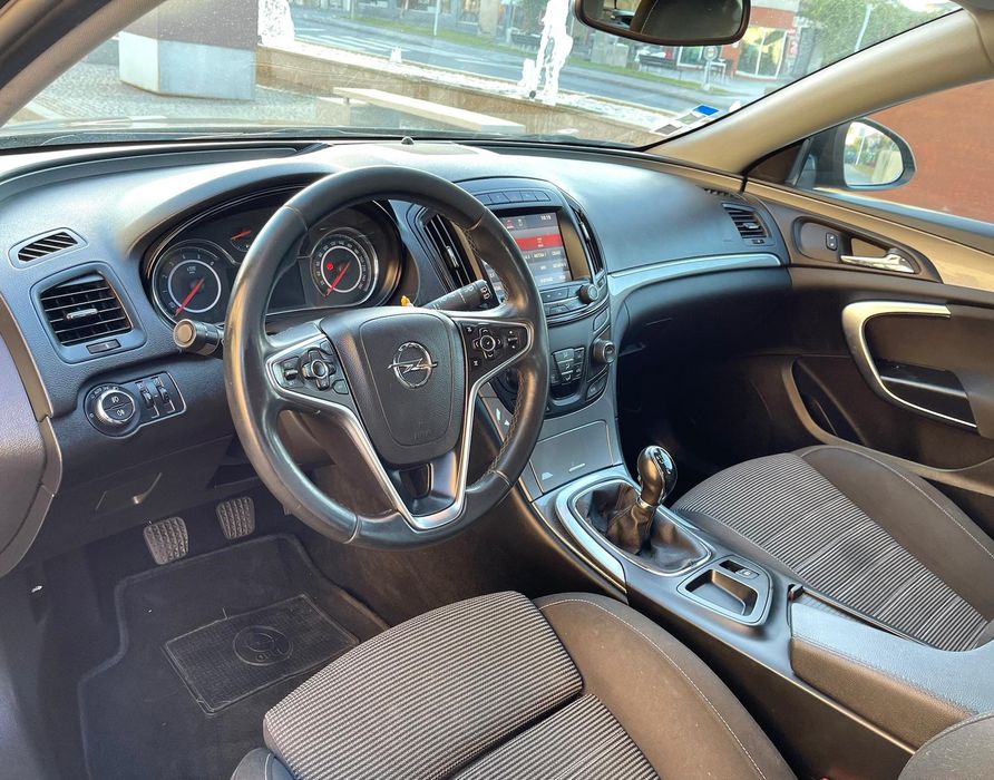 Opel Insignia 2.0 140 cv