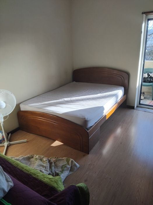 Cama de casal com colchao