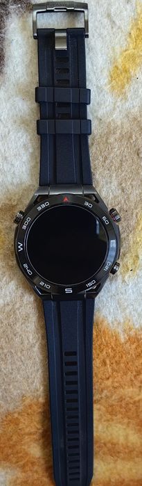 P0Huawei Watch Ultimate Design