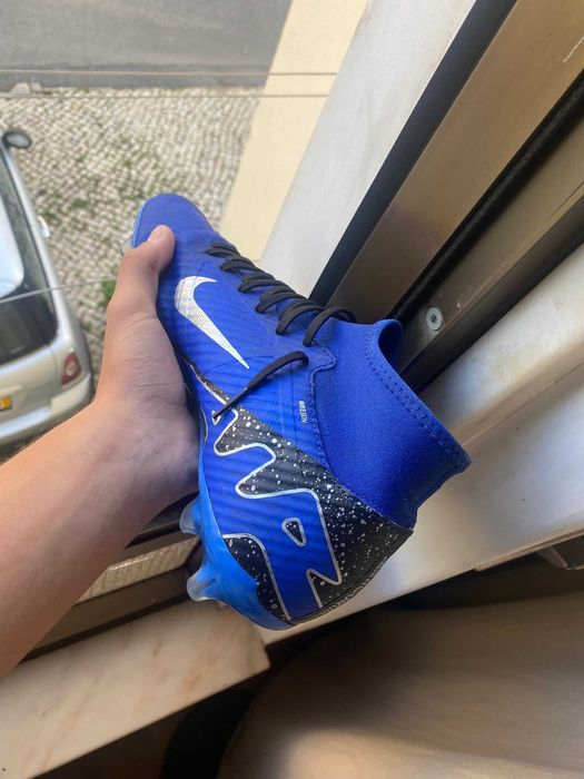 chuteira da nike em perfeito estado!!!