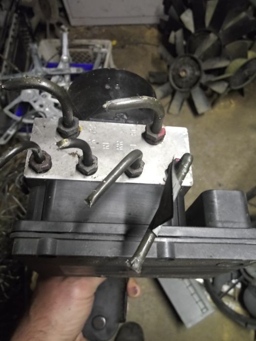 Pompa abs mercedes ml 163