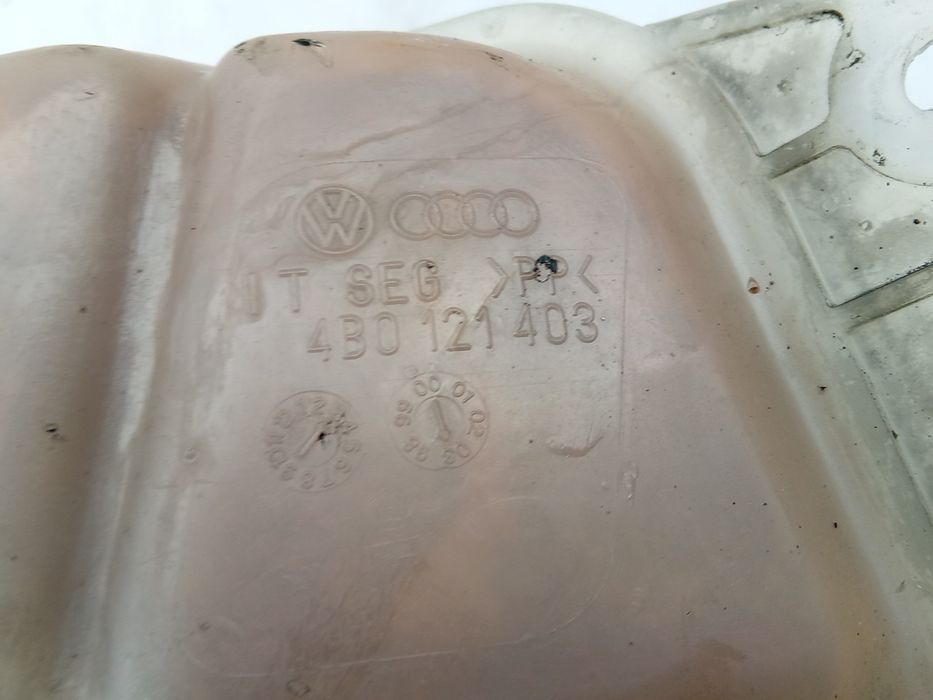 Reservatório / depósito da água / líquido de refrigeração AUDI Allroad