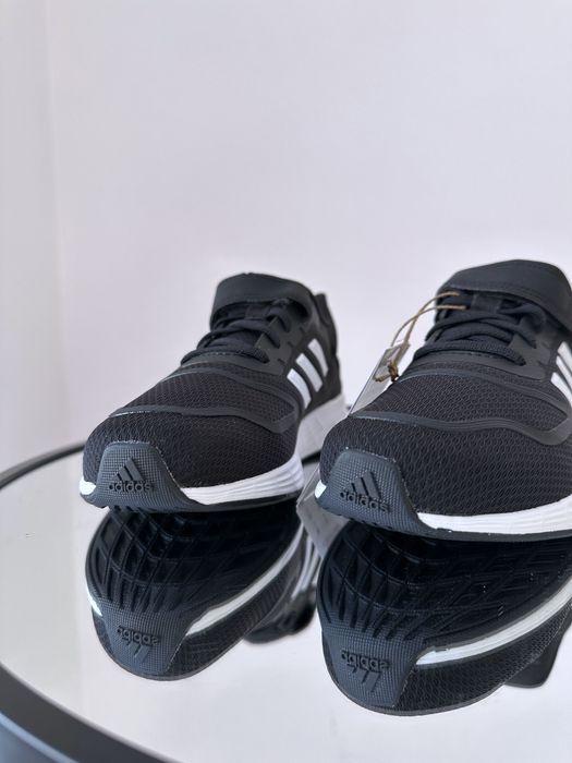 Легчайшие кроссовки на липучках сеточка  Adidas