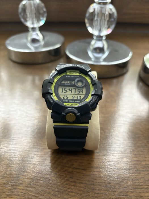 Zegarek Casio GBD 800 z bluetooh