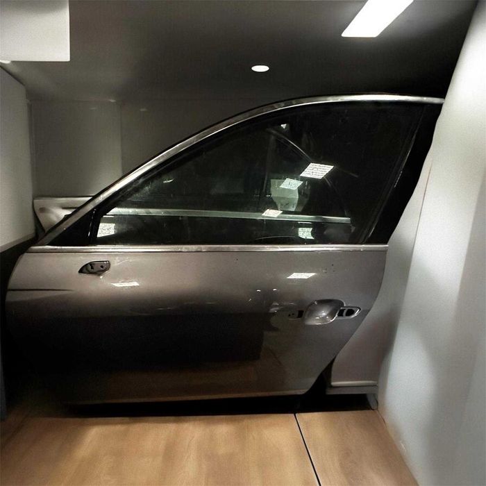 Porta Frente esquerda AUDI A4 2017