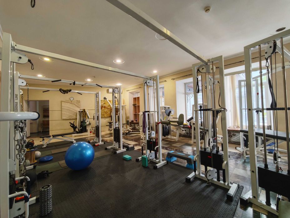 Продаж приміщення з окремим входом вул.Велика Житомирська 29-Б