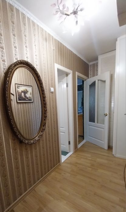 Двокімнатна квартира центр Черкас,завжди гаряча вода!