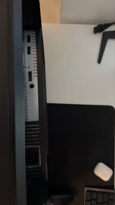 Monitor Philips 27M1N3500LS/00 144Hz 1ms VA ( com avaria )