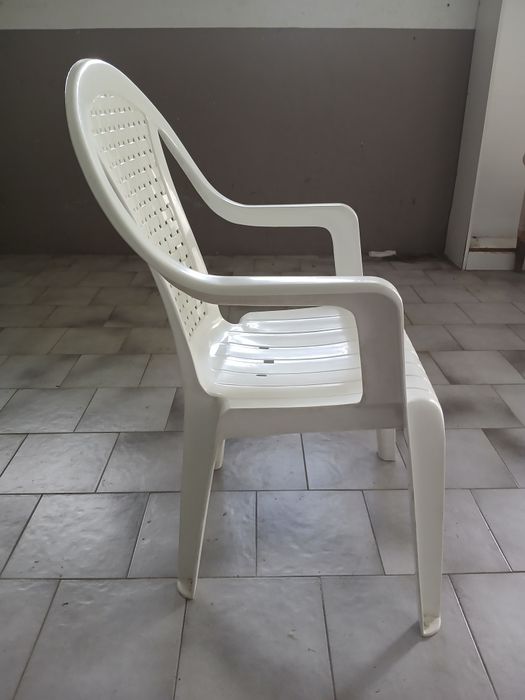 Cadeira jardim plástico