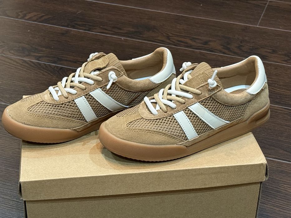 Коричневі кросівки Steve madden