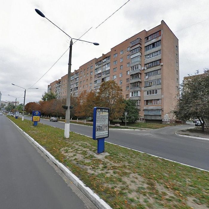 Продаю 4-кімнатну у центрі Вишгорода, без коміссії