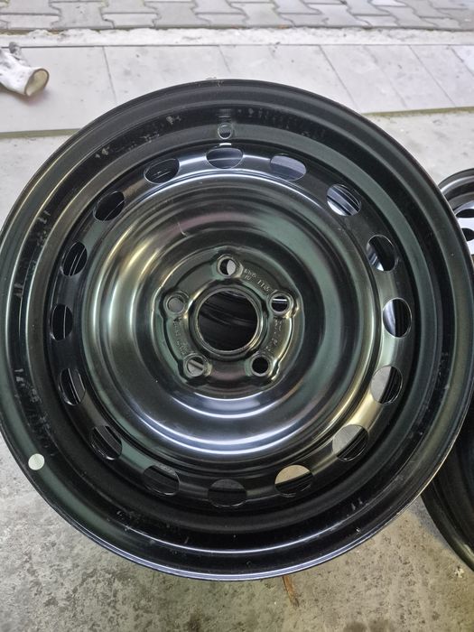 Oryginalne felgi TOYOTA YARIS