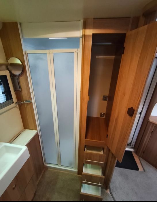 Причіп-дача Bailey Unicorn Seville