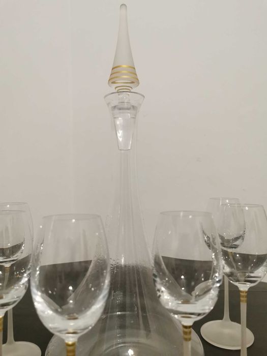 COPOS E GARRAFA Vidro
