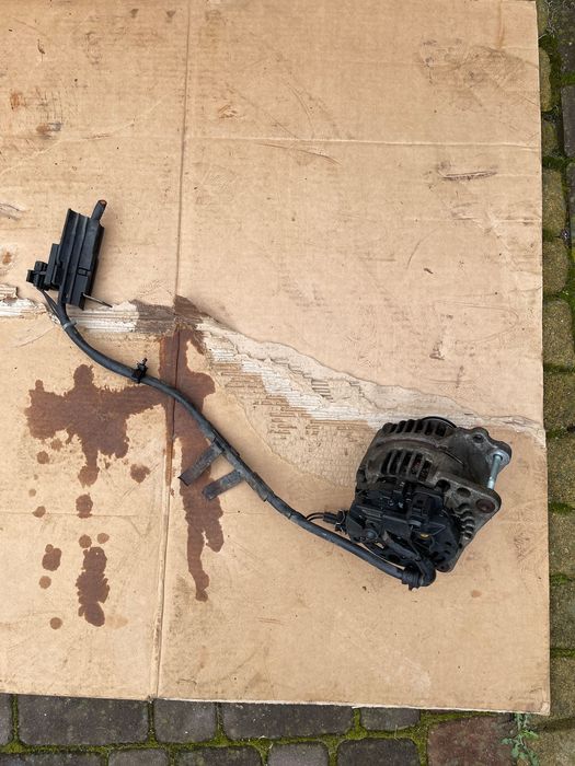 Генератор (альтернатор) Skoda Octavia A4 1.6 бензин + проводка