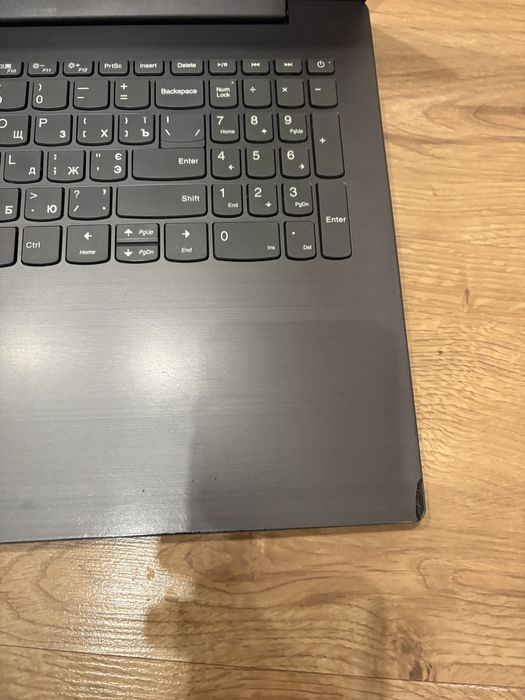 Ноутбук Lenovo (Pentium N4200/ ram 4 gb/ Hdd 320)