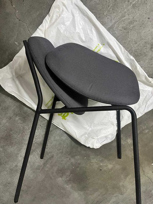 Cadeira do IKEA desmontável