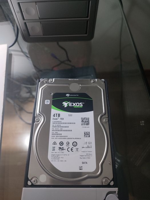 Seagate Exos 4TB 7E8 Enterprise (como novo)