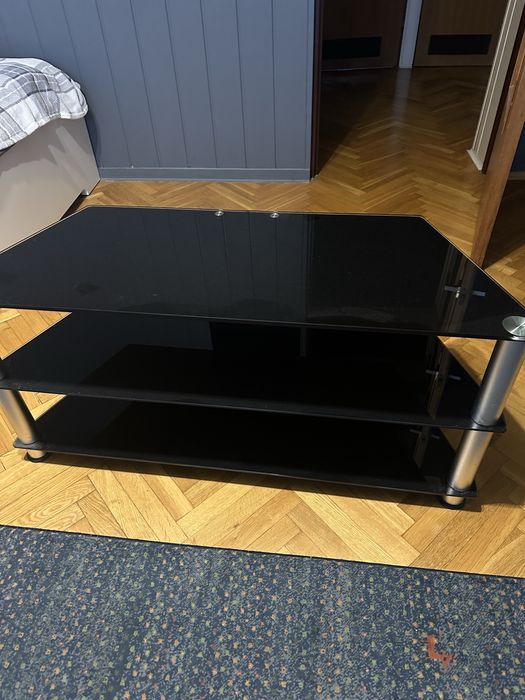 Stolik szklany po telewizor