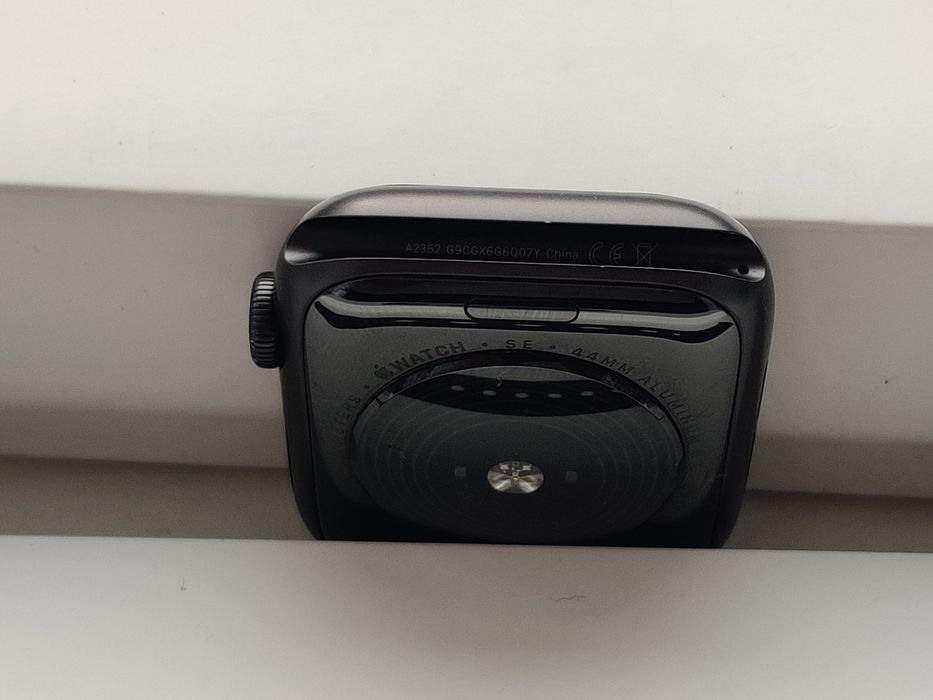 Apple watch SE 44mm полный комплект