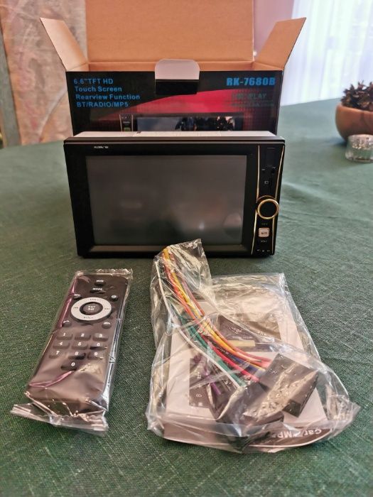 RADIO SAMOCHODOWE 2DIN 4X60 WATT Bluetooth dotykowy LCD 7 c