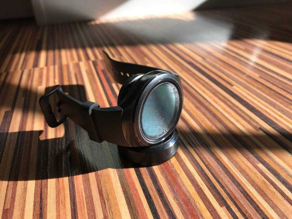 Часи Samsung GEAR S2 (не працюють )