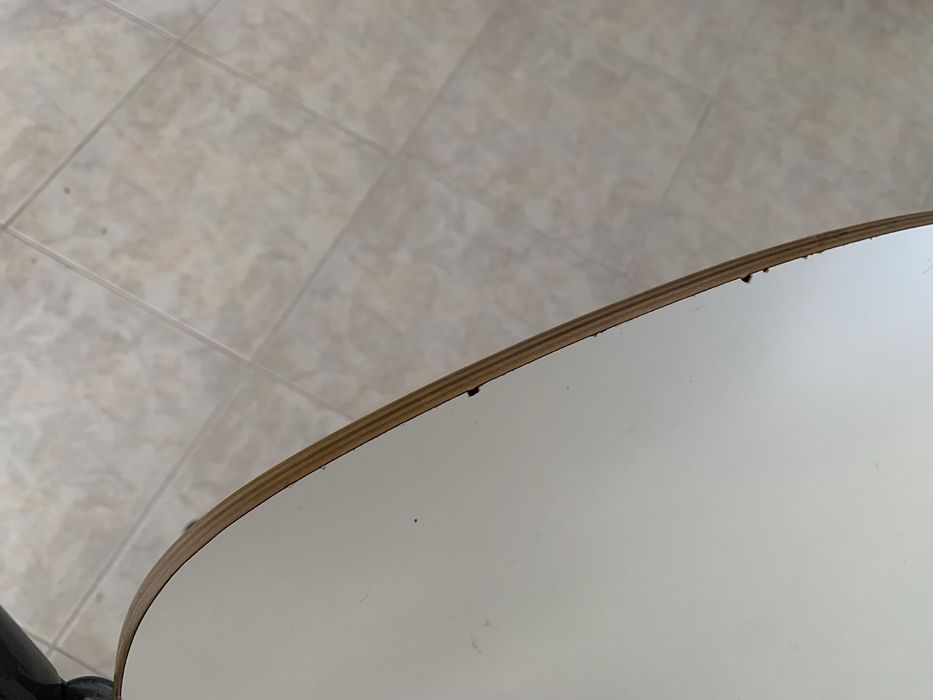 Conjunto de mesa de parede com 2 cadeiras altas