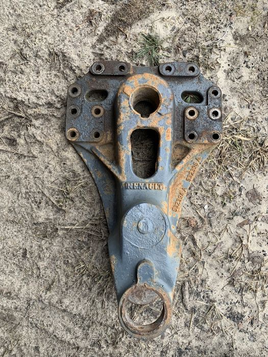 Кронштейн полурисори Рено магнум є3