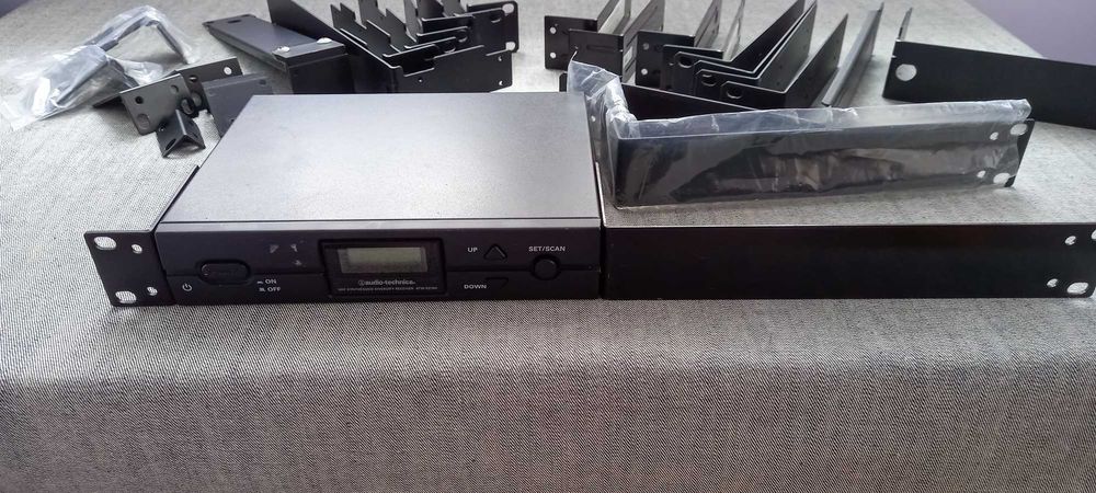 Кріплення в рек, рекові вуха AKG, Shure, Audiotechnica, Electro-voice
