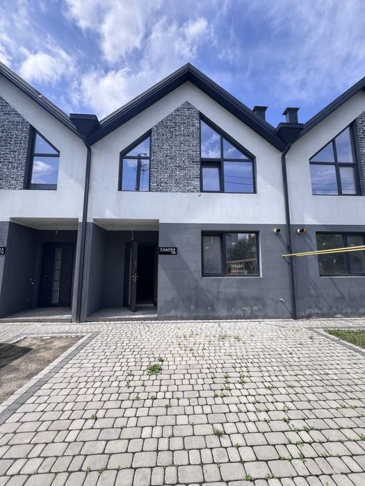 Таунхаус з газовим опаленням на Садовій — готовий до ремонту під себе!