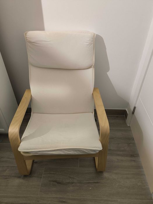 Poltrona IKEA bege