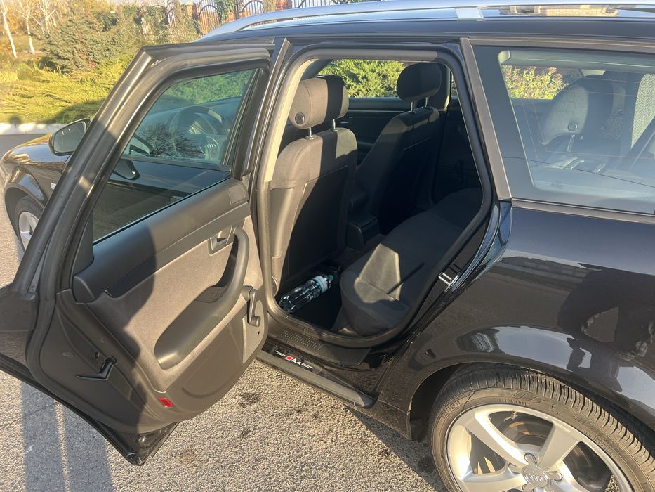 Продам Ауді а4в6