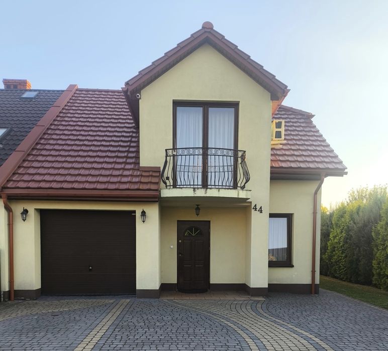 Dom 131 m² z garażem, działką 5,5 a i wyposażeniem ul. Szopena, Tomaszów Lubelski